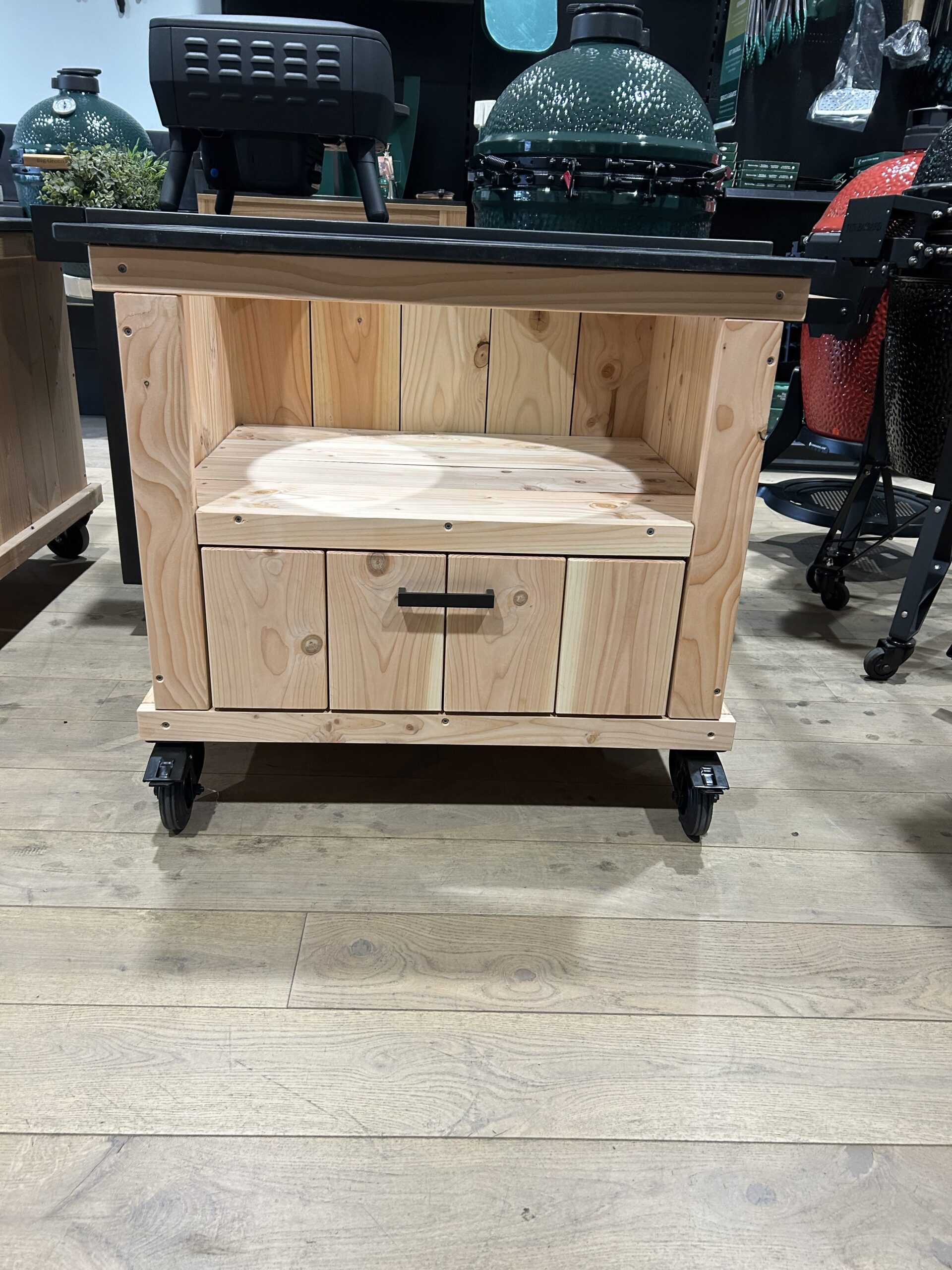 Showroommodel Douglas Tafel + Lade + Composiet Werkblad t.b.v. BGE Large